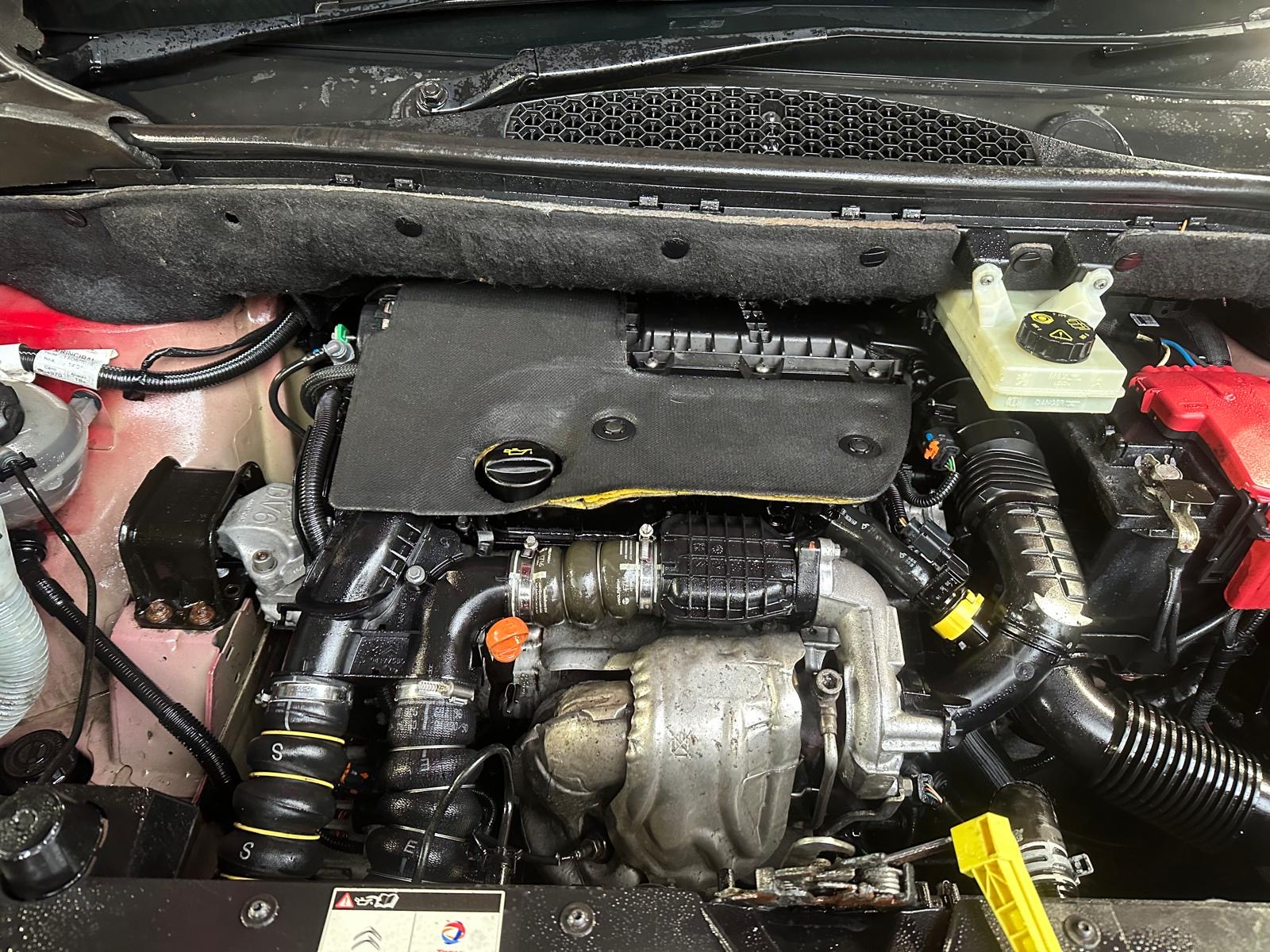 Citroën engine bay after service